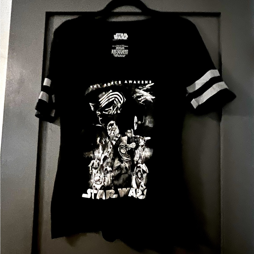 Women’s Star Wars T-shirt, V-neck, black, size large